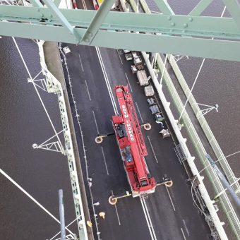 Large Crane - Bryn Thomas Crane Hire